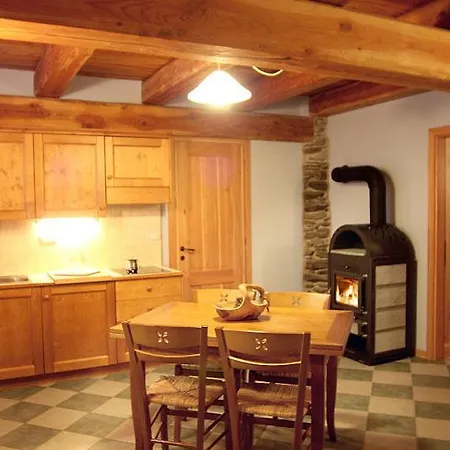 Borgata Sagna Rotonda Ferienhaus Marmora